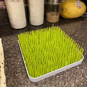 Boon grass drying rack